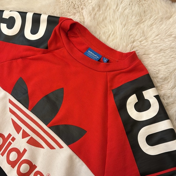 Adidas sweater - Picture 2 of 4